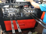 Led字沖孔機(jī)